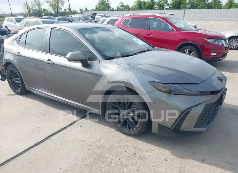 2025 Toyota CAMRY фото