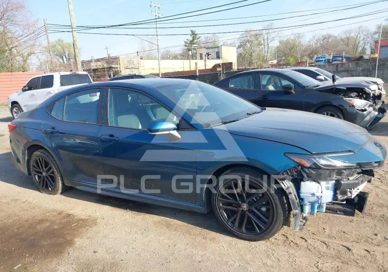 2025 Toyota CAMRY фото