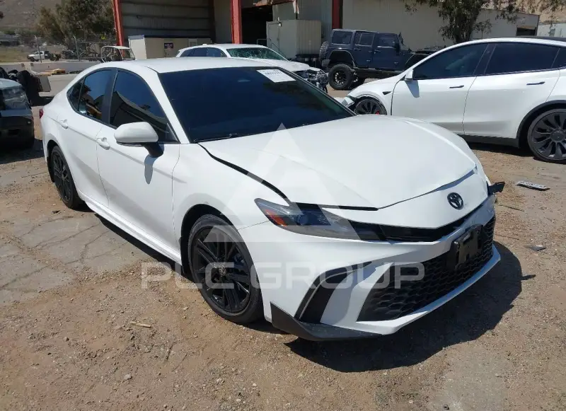 2025 Toyota CAMRY фото