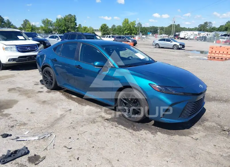 2025 Toyota CAMRY фото