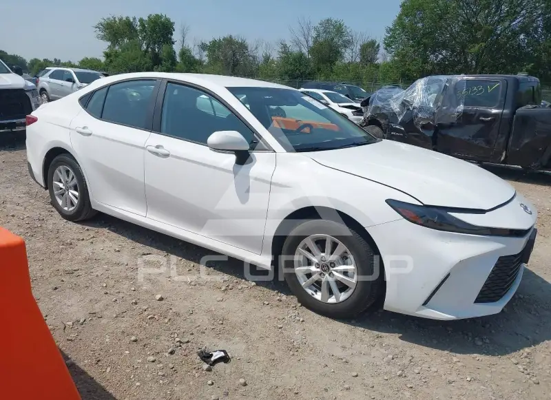 2025 Toyota CAMRY фото