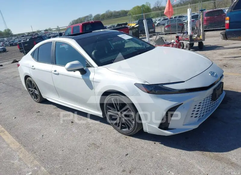 2025 Toyota CAMRY фото