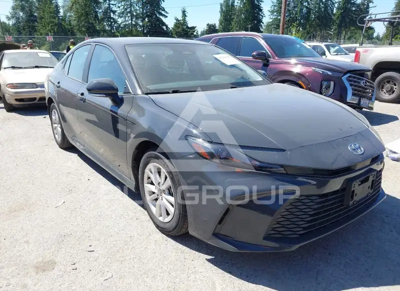 2025 Toyota CAMRY фото