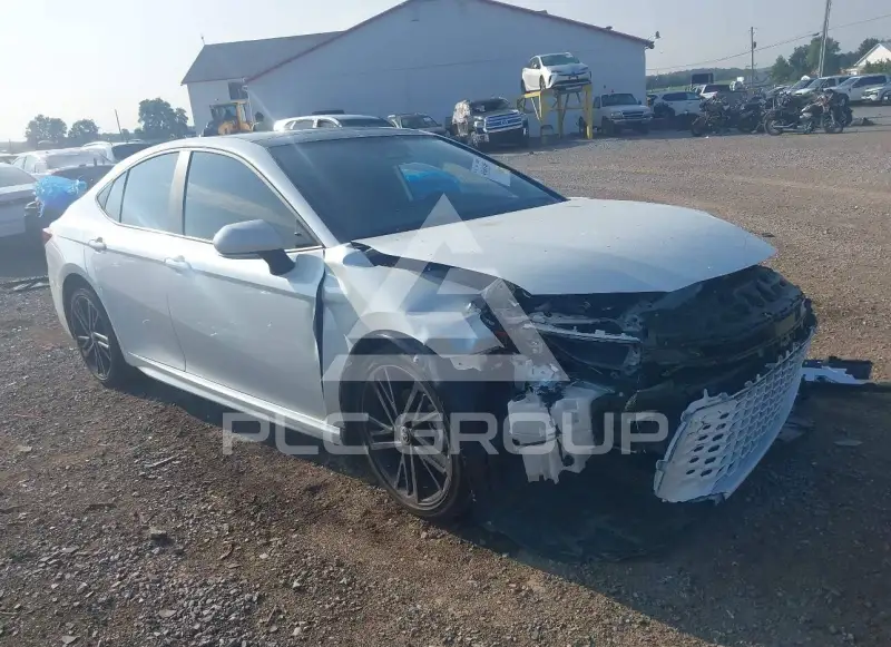 2025 Toyota CAMRY фото