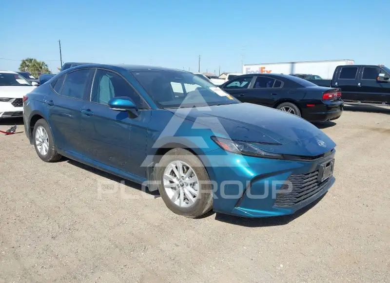 2025 Toyota CAMRY фото