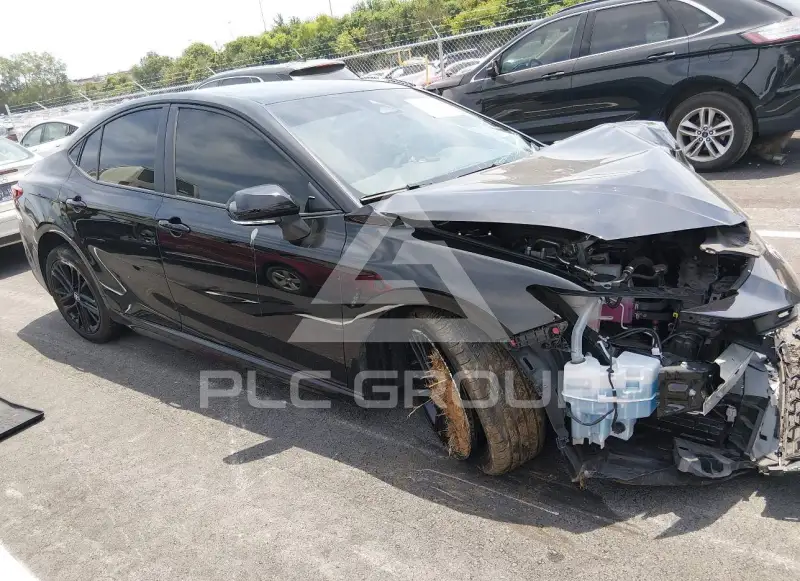 2025 Toyota CAMRY фото
