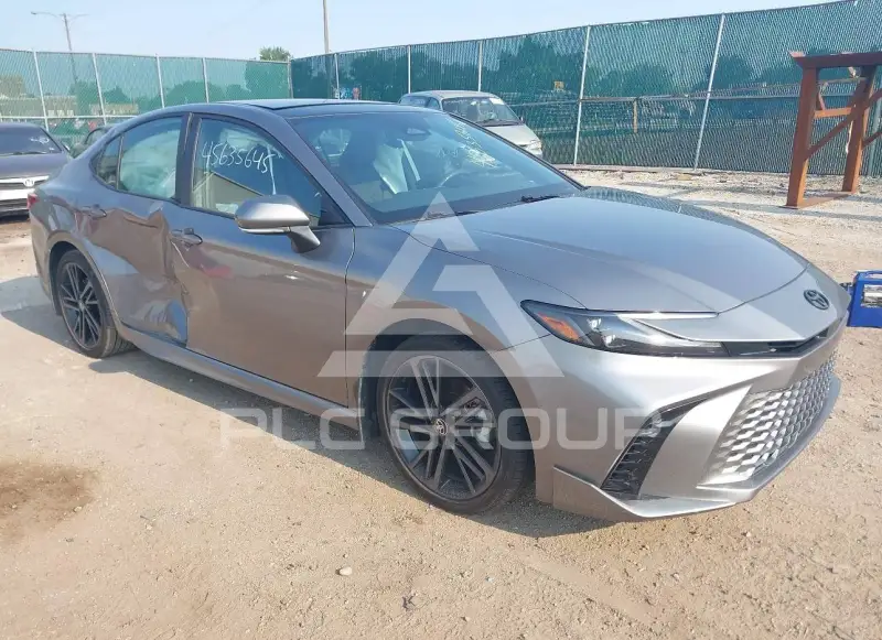 2025 Toyota CAMRY фото