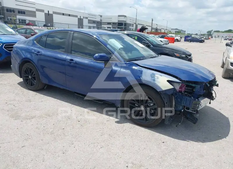 2025 Toyota CAMRY фото