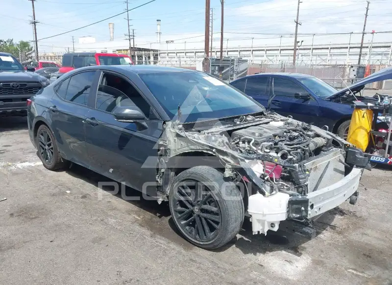 2025 Toyota CAMRY фото