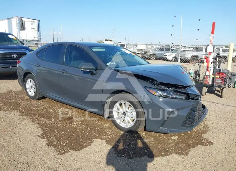 2025 Toyota CAMRY photo