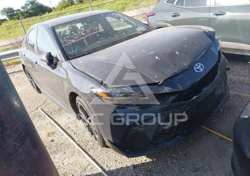 2025 Toyota CAMRY фото