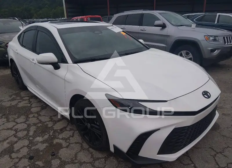 2025 Toyota CAMRY фото