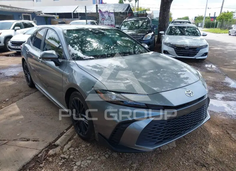 2025 Toyota CAMRY фото
