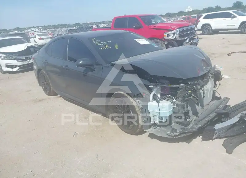 2025 Toyota CAMRY фото