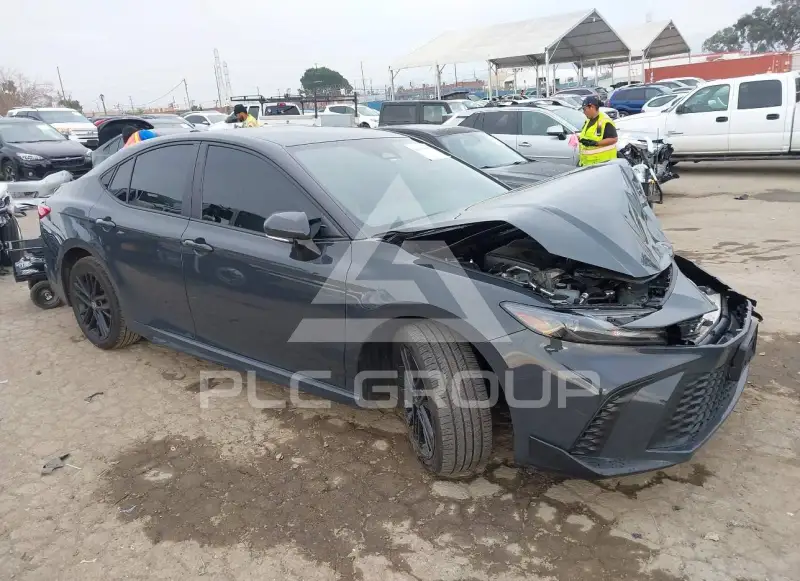 2025 Toyota CAMRY фото