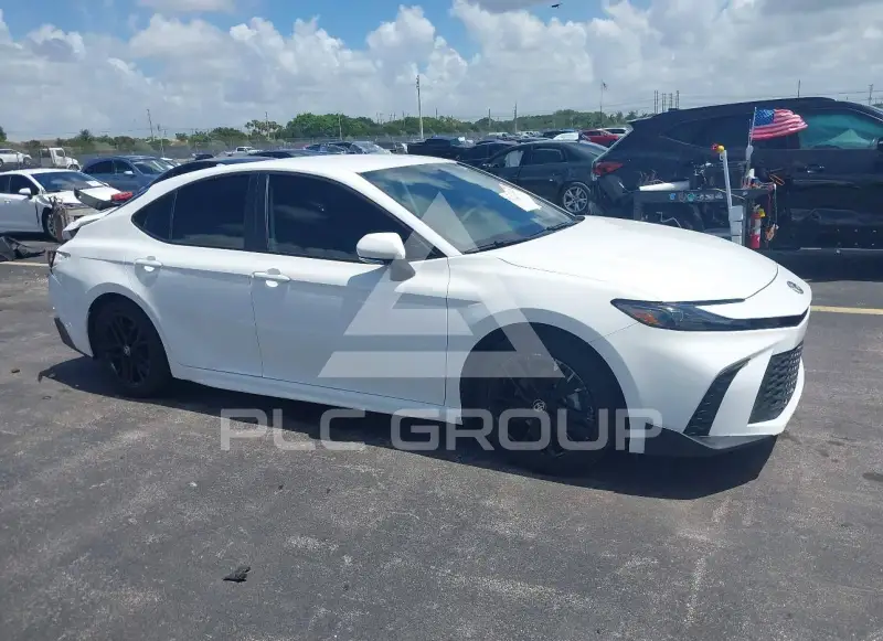 2025 Toyota CAMRY фото