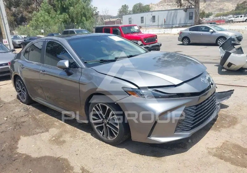 2025 Toyota CAMRY фото