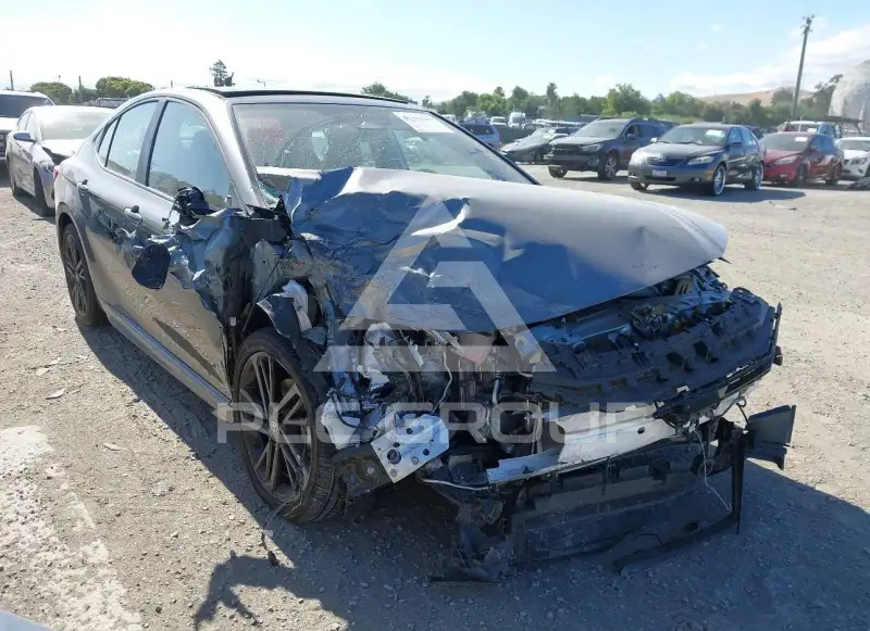 2025 Toyota CAMRY фото