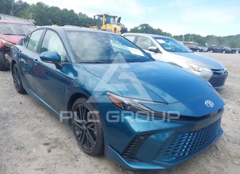 2025 Toyota CAMRY фото