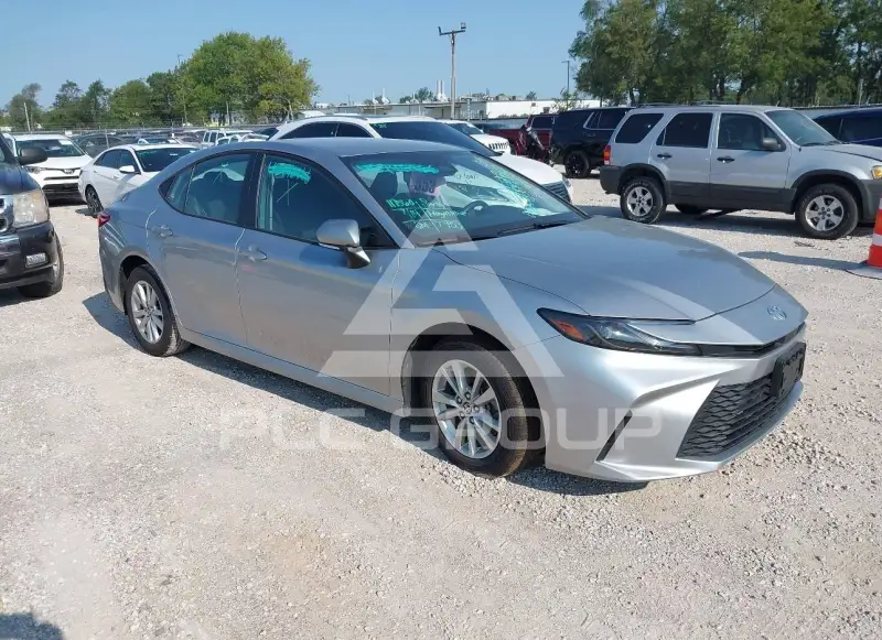 2025 Toyota CAMRY photo