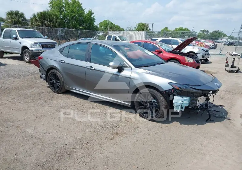 2025 Toyota CAMRY photo