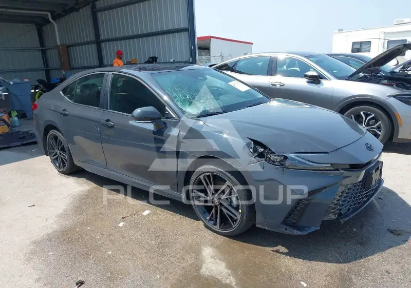2025 Toyota CAMRY фото