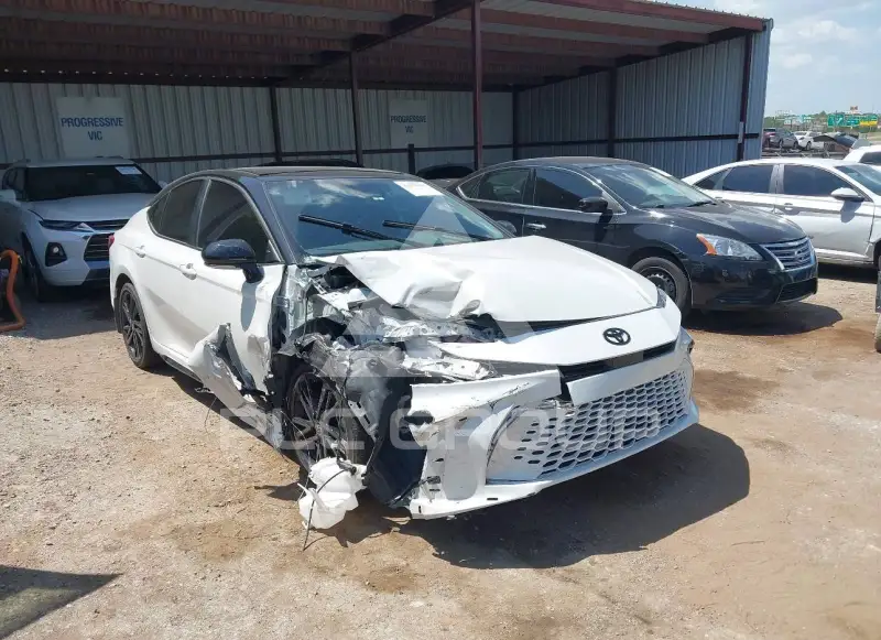 2025 Toyota CAMRY фото