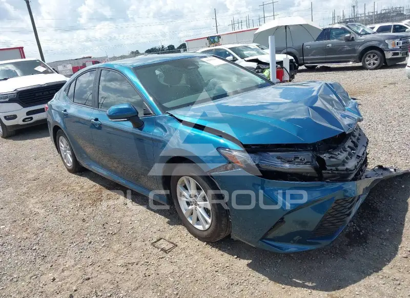 2025 Toyota CAMRY фото