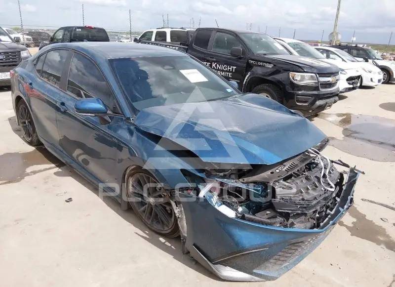 2025 Toyota CAMRY фото