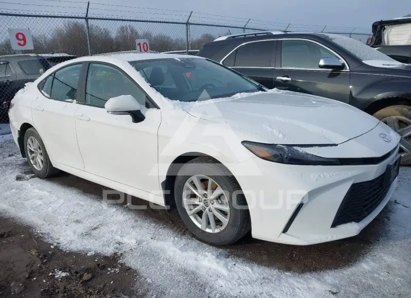 2025 Toyota CAMRY фото