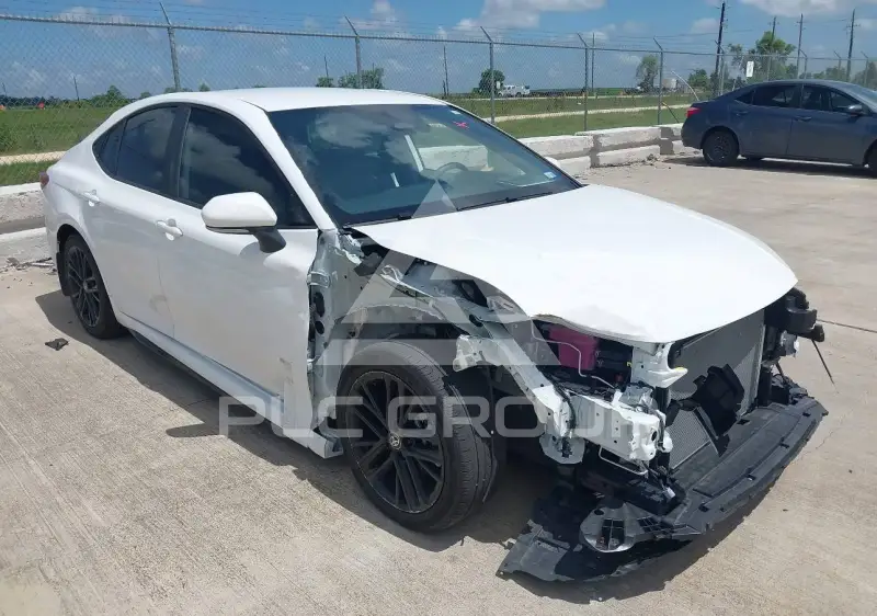 2025 Toyota CAMRY фото