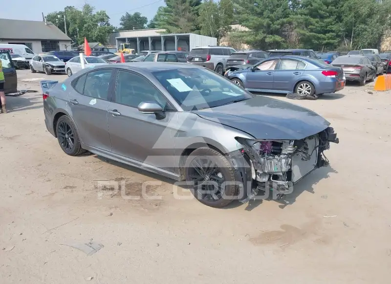 2025 Toyota CAMRY фото