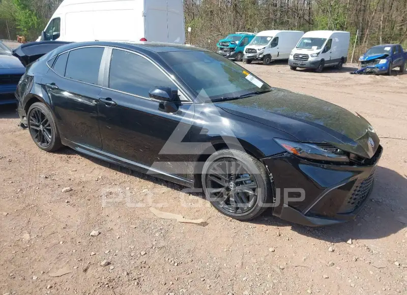 2025 Toyota CAMRY фото