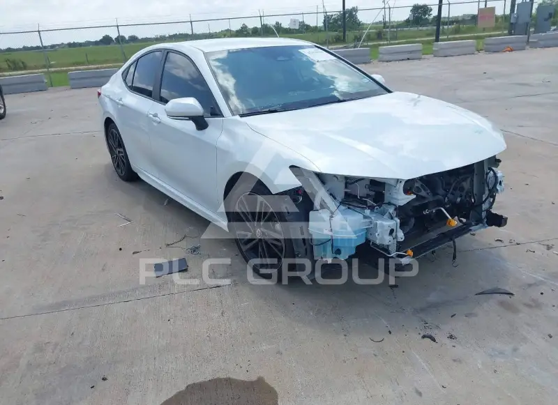2025 Toyota CAMRY фото