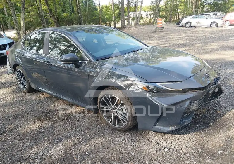 2025 Toyota CAMRY фото