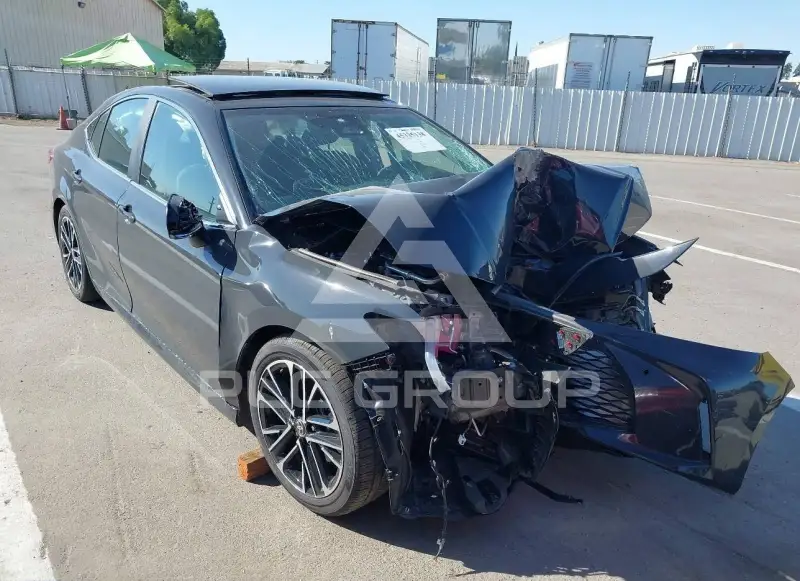 2025 Toyota CAMRY фото