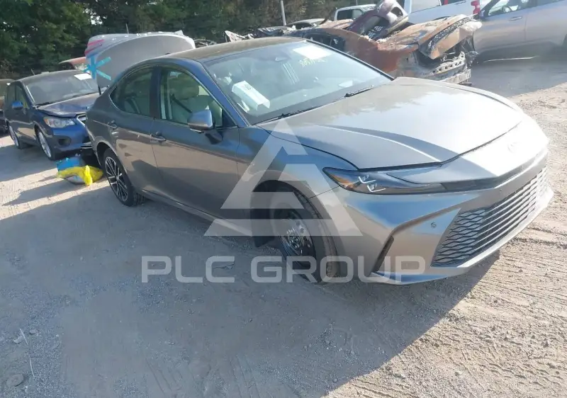 2025 Toyota CAMRY фото