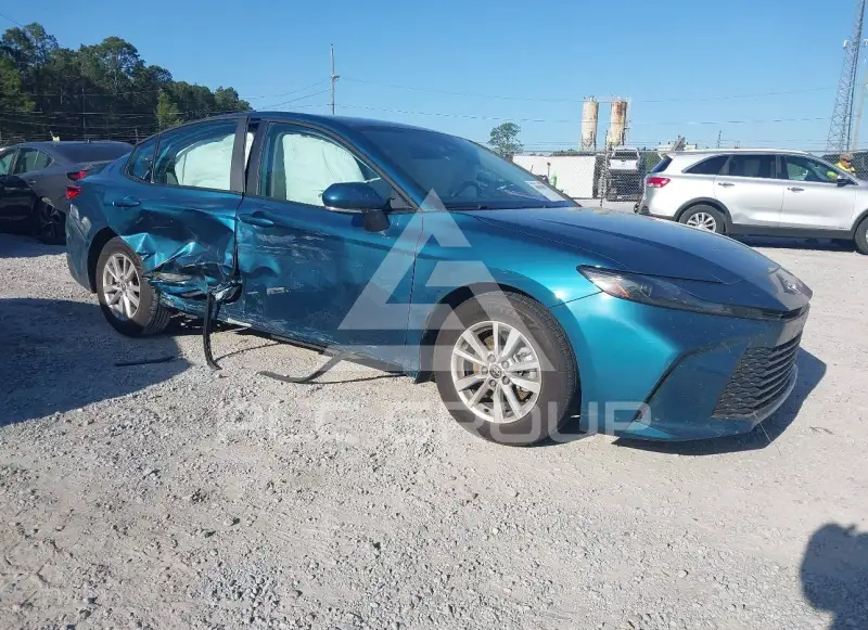 2025 Toyota CAMRY фото