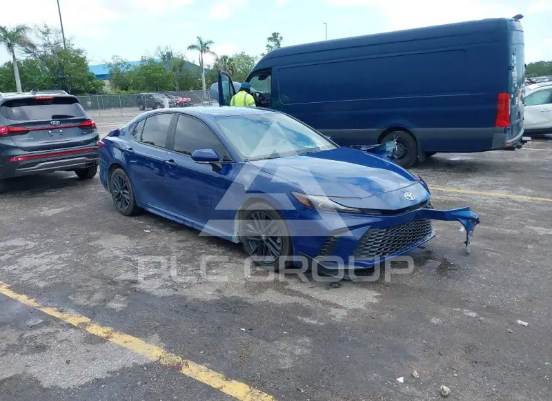 2025 Toyota CAMRY фото