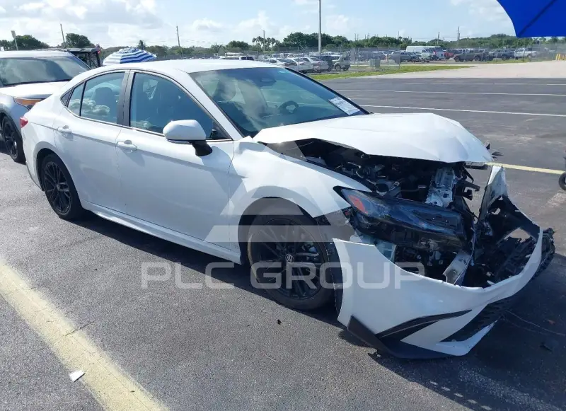 2025 Toyota CAMRY photo