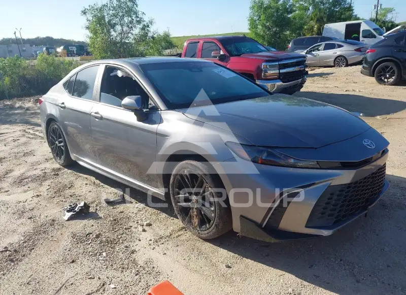 2025 Toyota CAMRY фото
