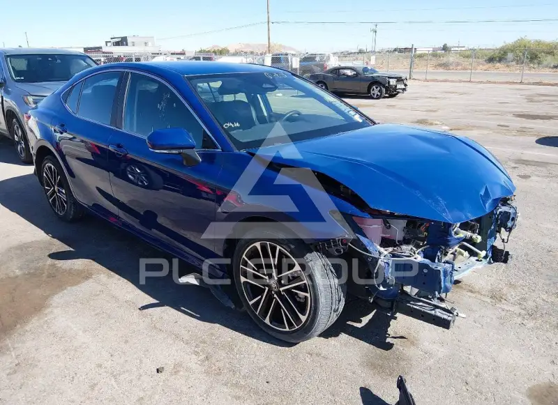 2025 Toyota CAMRY фото