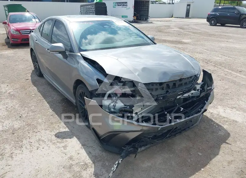 2025 Toyota CAMRY фото