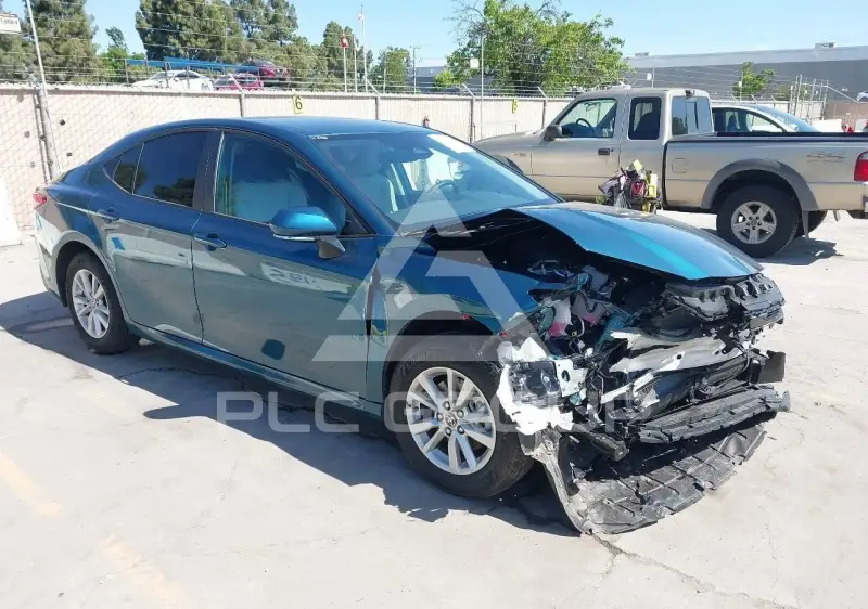 2025 Toyota CAMRY фото