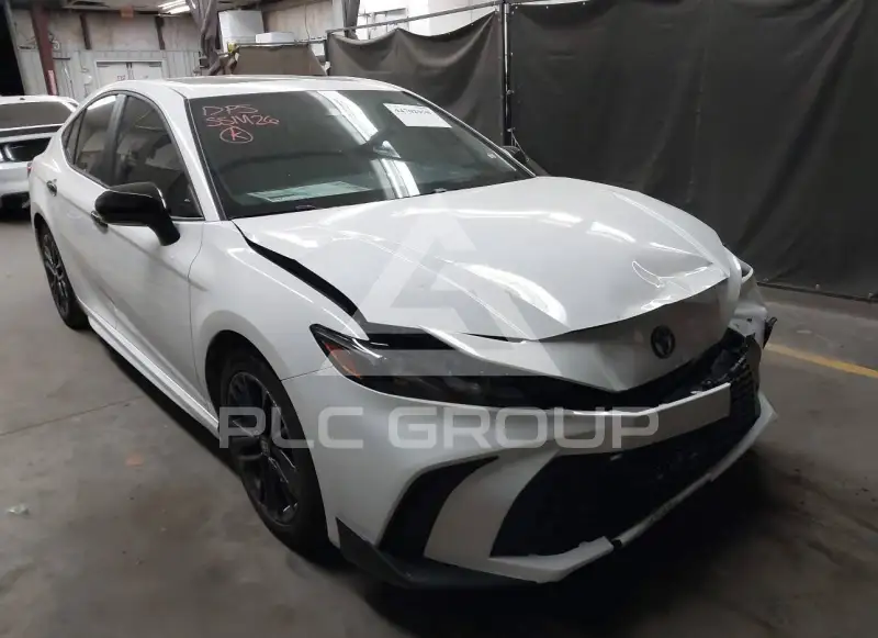 2025 Toyota CAMRY фото
