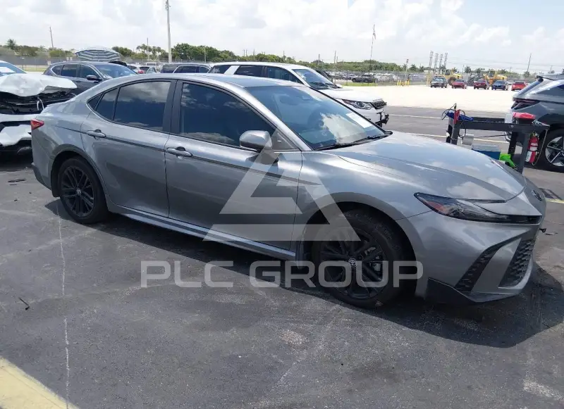 2025 Toyota CAMRY фото