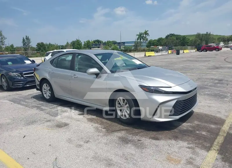 2025 Toyota CAMRY фото