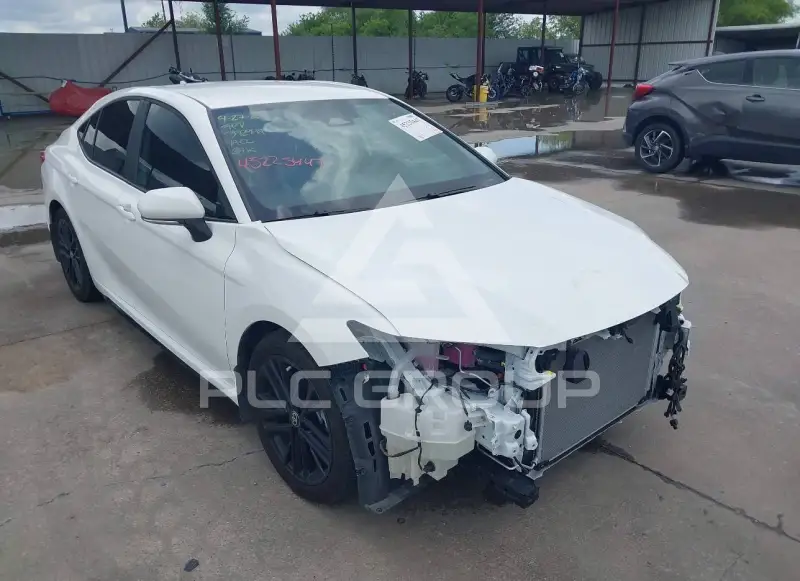 2025 Toyota CAMRY фото