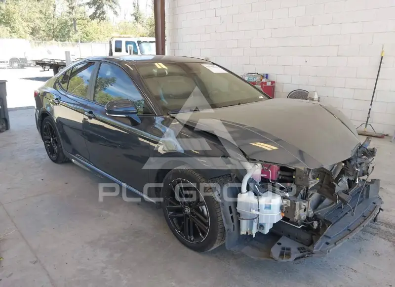 2025 Toyota CAMRY фото