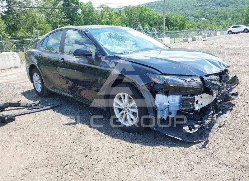 2025 Toyota CAMRY фото